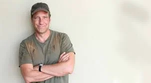Mike Rowe Net Worth